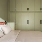 Stylish Boutique White Tower View *